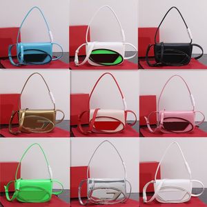 Debriyaj Çantaları Totes Çanta Çantası Crossbody Bag Tasarımcı Kadın Çanta Ayna Kalitesi Orijinal Deri Flep Hasp Cüzdan Debriyaj Moda Sıcak Omuz Çantası Çıkarılabilir Kayış