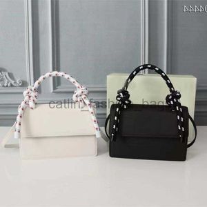 Omuz Çantaları Tasarımcı Avrupa ve American Fasion ve Bag Kamera Çantası İki Boyut Yeni Çok Yönlü Soulder Crossbody Çantası Pu Bagcatlin_fashion_BAGS