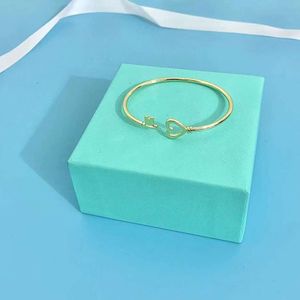 Bangle T Armband T S Sterling Sier Love Key Open Fashion Classic mångsidig ljus Simple Armband