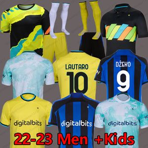 Lukaku futbol formaları 22 23 Barella Vidal Lautaro Eriksen Inters Dzeko Correa Uzak Üçüncü Milans üniformaları Futbol Gömlek 2023 Erkek Çocuk Kiti