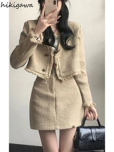 Vestido de duas peças roupas roupas coreanas chiques 2 set feminino vestido de pescoço de pescoço jaquetas curtas de altas cintura Mini Bodycon Skirt Suit 7L437 231120