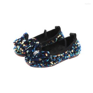 Athletic Shoes Girls 'Leather Spring Autumn Flat Bling paljetter Bowknot Single Princess Party Wedding Dance Moccasin