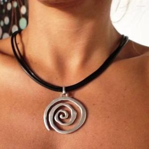 Hänghalsband etnisk stil kreativt dubbel lager vaxat rep smycken strand semester conch vintage spiral symbol halsband för kvinnor flicka