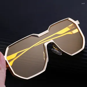 Sunglasses 2024 European And American One-piece Irregular Men's Steampunk Style Metal Women Elegant Eyeglasses