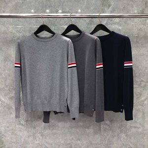 TB Thom Men S-Pullover-Yüzeyler Makine Yıkanabilir Knitwear Uzun Kollu Sweaters Moda Marka Işık Sıradan Erkekler Siysi Ceket