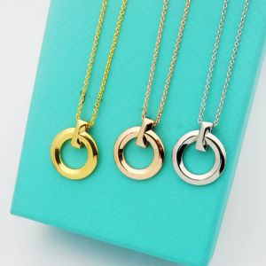 Hänghalsband hög version droppolja emalj kärlek halsband kvinnors ins minimalistiska benben kedja som en gåva till flickvän ism