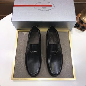 40 Model Erkekler Elbise Ayakkabı 2023 Point Toe Office Business Tasarımcı Elbise Flats Ayakkabı Erkekler için Klasik Düz Renk Moda Bahar Sonbahar Ayakkabıları