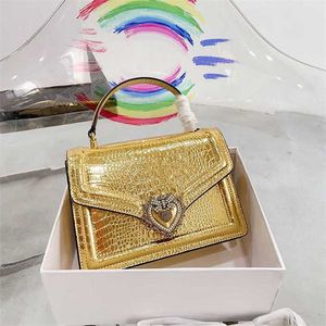 Borsa a tracolla da sera D con patta magnetica Designer da donna Hobo Mini borsa sotto le ascelle Borsa con manico superiore Borse sexy divertenti alla moda da donna