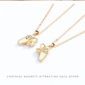 Magnetisk spelkontroll Matchande BFF Friendship Necklace Pendant Her 2 PCS Bästa vänner Split Matching Forever Set