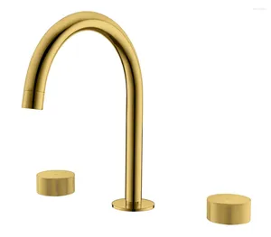 Rubinetti per lavandino del bagno Rubinetto in ottone dorato spazzolato di alta qualità Tre fori Due maniglie Miscelatore per lavabo in rame di lusso Design alla moda