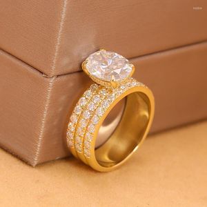 Кластерные кольца 14 тыс. Желтого золота 3.0CT 8x11 мм овальный срез