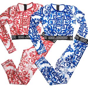 Vintage Pattern T Shirts Designer Leggings Casual 2pcs Letter Webbing Slim Top Yoga Tights Pants Womens Tracksuits