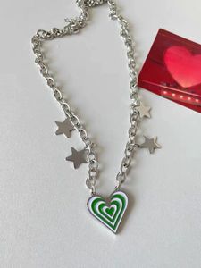 Hänge halsband y2k smycken grön hjärta stjärna halsband för kvinnor mode vintage punk hip hop kedja korea charm 90s estetik