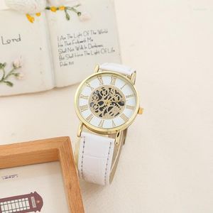 Wristwatches Ultra-thin Fine Fashion Watch Burst Roman Pattern Hollow Couple Men's And Women Quartz Non-mechanical Bulk Items Wholesale