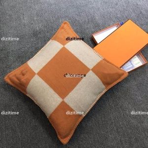 Casual Pillow Case Home Luxury Letters Pillow Cover Cushion Cover Decor Pillow Case 45x45cm Gift JH