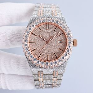 Handgefertigte Diamanten-Uhr für Herren, automatische mechanische Uhr, 42 mm, mit diamantbesetztem 904L-Saphir aus Stahl von Ladi Busins, Montre de Luxe-Armbanduhr