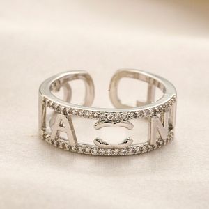 Anel de designer de luxo anel de diamante titânio aço prata anéis para mulheres jóias moda anel aberto ajustável