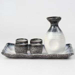 Questões de quadril Japonês Copas de saquê de saquê de cerâmica japonesa Definir licor de garrafa de vinhos Flagon Whisky Gifts Home Drinkware Botella Kitchen Supplies