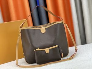 Bags Totes Luxury High Capacity Graceful Shopping Fashionable Vintage Handbag Leather Shoulder M40353