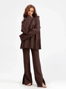 Calças femininas de duas peças conjunto suéter de inverno feminino 2 peças elegantes e modernas calças quentes com zíper roupas de malha 231118