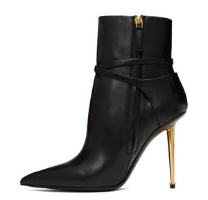 2024 inverno donne di lusso nero lucchetto stivaletti in pelle serratura con chiave strappy punta a punta tacco alto vestito da partito stivaletti moda tom ford boot EU35-43 con scatola