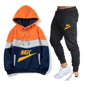 Mens Gym Tracksuit 2 Piece Set Hip Hop Sportswear Fashion Hoodies Sweatsuit Jogging Casual Suit Male Fitness Running Clothing