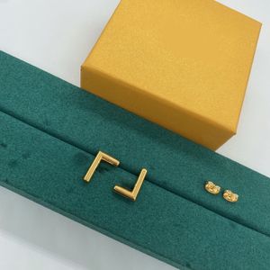 Designer Earrings Vintage Unique Letters 18K Gold Stud Earrings Girls Valentine's Day Wedding Jewelry