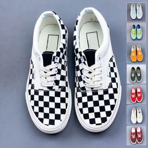 TOP Old Skool Multiple Color Styles Casual Shoes Without LACES Thickened Style Classic Retro Casual Sneakers The Whole Net Canvas Shoes Plimsolls 93