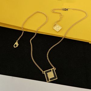 Luxury Designer Necklace Gold Necklaces Sterling Silver Jewelry Ladies Designer Chains Party Wedding Engagement Couple Gifts 2311202BF