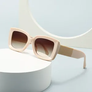 Óculos de sol moda estilo quadrado quadro para mulheres proteção uv viagem ao ar livre listrado perna óculos clássico envoltório design eyewear