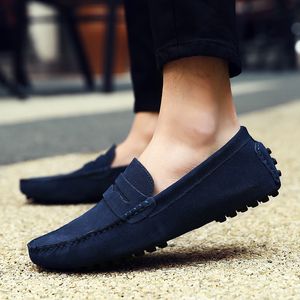 Kvalitetsklänning Loafers High Leather Casual Moccasins Slip On Men's Flats modemän män manliga körskor storlek platt fahion sko