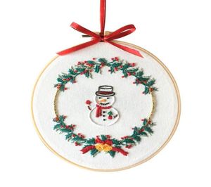 Home Christmas DIY Embroidery Starter Kit with Xmas Themed Pattern Embroidery Hoop Cotton Linen Cloth Thread Needlework Sewing8220735