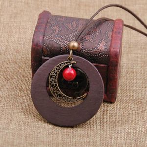 Pendant Necklaces Moon Necklace Wood Statement Hip Hop Half Long Sweater Leather Chain Women Wooden Vintage Retro Cute Simple Ethnic Jewelry