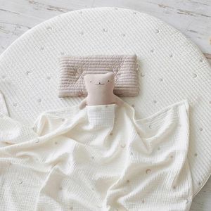 Blankets Moon Star Embroidery Baby Blanket Cotton Gauze Swaddle Wrap Bed Stroller Cover Born Receving Shower Gifts