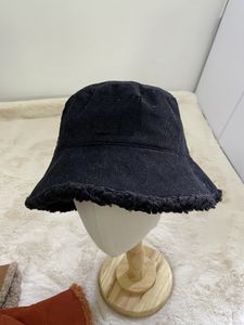 MOW = 1 PZ Cappelli invernali natalizi da viaggio uomo Cappelli a tesa larga moda donna tieni al caldo in inverno cappello a secchiello Casual regalo di Capodanno Protezione solare