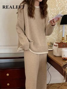 Womens Two Piece Pants Realeft Autumn and Winter 2 -Stycken Set Sticke Track Suit Patch Work Oneck Sweater Loose Leg Zipper 231118