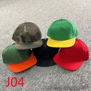 J04 SUNHAT DUCK Język Letter Haft haft baseball Cross Flower Letter Punk Hip-Hop Para Style