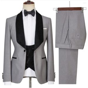 Ternos masculinos formais 3 peças de veludo xale lapela festa de casamento smoking vestidos fino blazer colete calças conjuntos de luxo personalizados