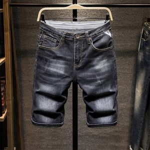 Shorts masculinos estriam shorts jeans de verão masculino preto retro lavado o joelho branqueado bermuda masculino jeans de jeans de rua 230419