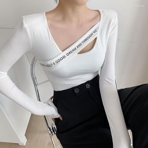 Kvinnors t-skjortor skjorta koreansk stil smala t-shirts 2023 sexiga tshirts bomull långärmad höst toppar tight tee femme vinter vit svart