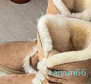 Luxury Designer Womens Fashio Winter New Oil Wax Lace Heel Letter Sign Classic Snow Round Toe Thick Sole Non Slides Warm Ladies Brand Knight