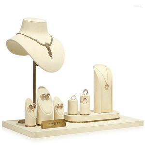 Smyckespåsar visar rekvisita Beige Microfiber Window Set Necklace Rack örhängen