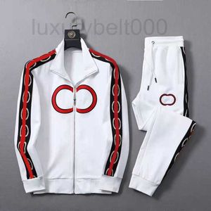 Men's Tracksuits Designer mens tracksuits autumn winter fashion Red green stripe big letters womens high-quality windbreaker breathable zipper white black suit
