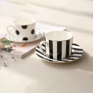 Kupalar Altın İnme Polka Dot Çizgiler Kahve Bardakları Japon Modern Sanat Seramik Plaka İktibat Çay Sofra Masaüstü Su