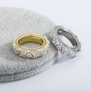 Dreieckiger Zirkonring Iced Full Micro Pave Zirkonia Hip Hop Einfache Eheringe für Frauen Geschenk