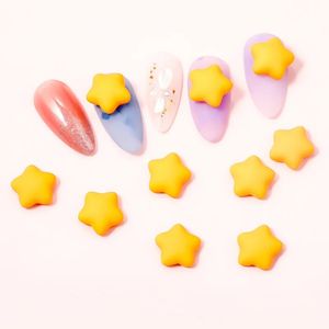 Dekoracje gwóźdź 10 pcspack żółtą dekoracje gwiazdy DIY Akcesoria rzemieślnicze biżuteria 3D Charms Manicure Salon Salon 23112