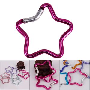 5 PCSCARABINERS 3st CARABINER CLIPS STAR SPRING HOOK KEYING ALUMINIUM Legering Buckle Mountaineering Camping Equipment Random Color P230420