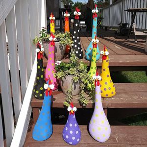 Dekorativa föremål Figurer Moonbiffy Harts Long Neck Chicken Ornament för Garden Courtyard Outdoor Decoration Silly Hen Statues Office Desktop 230419