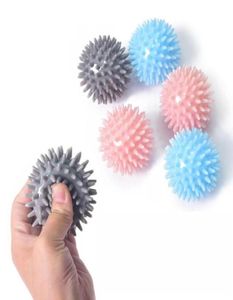 Fitness Balls Tpr 7cm çapında Hollow Yumuşak Başak Top El Gücü Egzersiz Egzersiz Masaj Yoga Spiky Masaj Tetikleme Noktası8935754