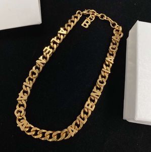 Mode lyxiserad Pendant Classic Necklace Designer 18K Plating Gold Jewelry Girl Women Wedding Birthday